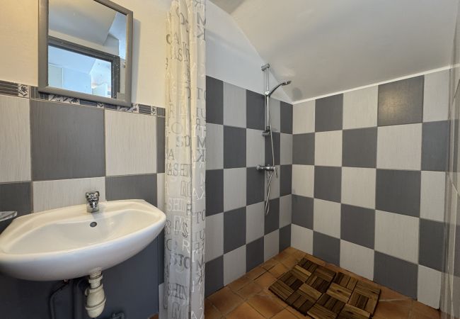 Gîte Rural à Teloché - L’Endurance 24h - 15pers - Circuit Bugatti - Rêve au Mans Gîte Rural à Teloché - L’Endurance 24h - 15pers - Circuit Bugatti - Rêve au Mans