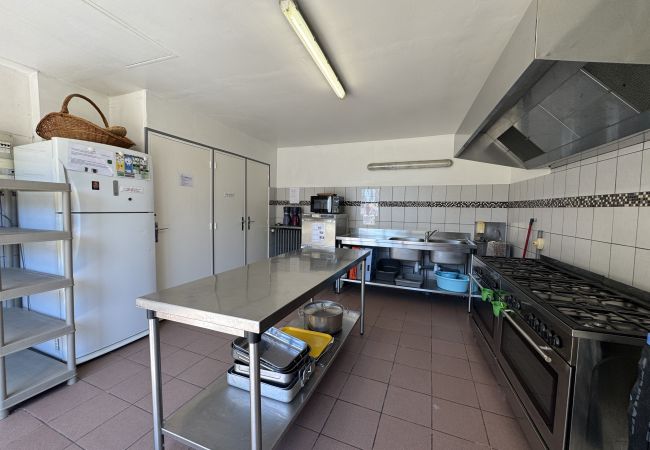 Gîte Rural à Teloché - L’Endurance 24h - 15pers - Circuit Bugatti - Rêve au Mans Gîte Rural à Teloché - L’Endurance 24h - 15pers - Circuit Bugatti - Rêve au Mans