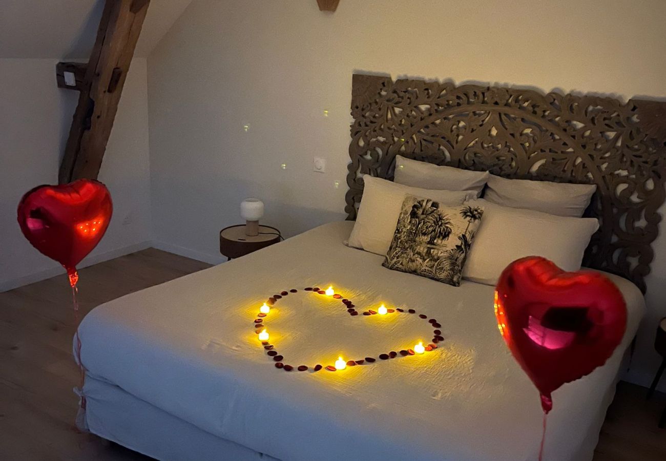 Maison à Parigné-l´Evêque - La Grange de Clyna - Piscine & Jaccuzi Privé - Rêve au Mans