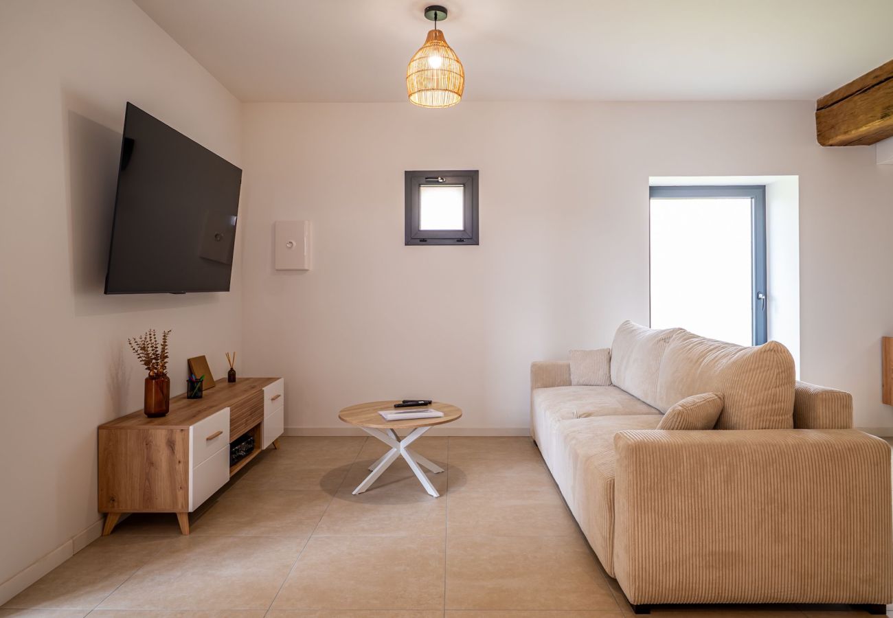 Maison à Parigné-l´Evêque - La Grange de Clyna - Piscine & Jaccuzi Privé - Rêve au Mans