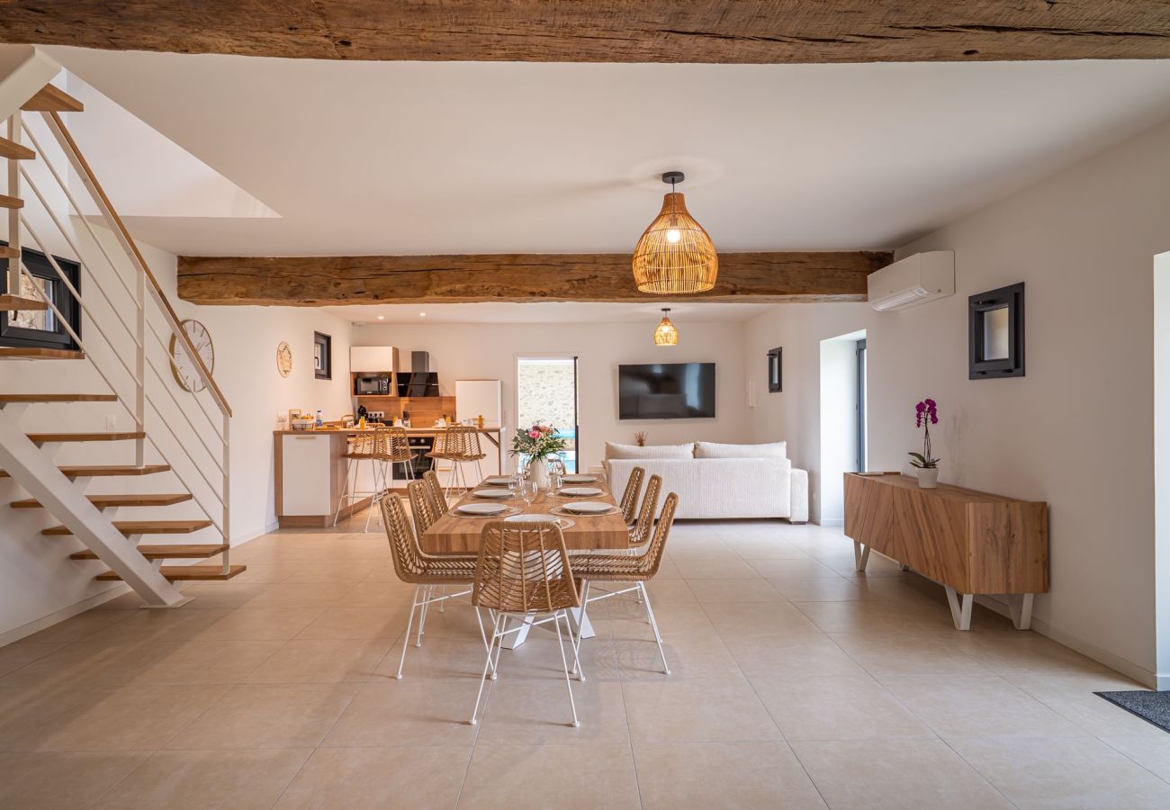 Maison à Parigné-l´Evêque - La Grange de Clyna - Piscine & Jaccuzi Privé - Rêve au Mans