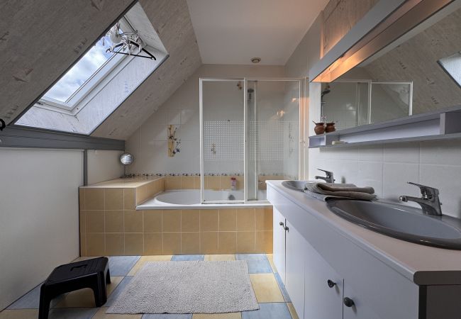Maison à Moncé-en-Belin - Les Charmes - 8pers - Piscine - Rêve au Mans Maison à Moncé-en-Belin - Les Charmes - 8pers - Piscine - Rêve au Mans