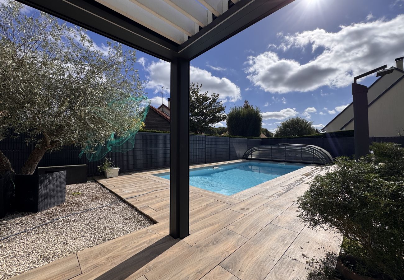 Maison à Moncé-en-Belin - Les Charmes - 8pers - Piscine - Rêve au Mans